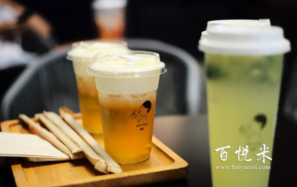 還在喜茶排隊？5塊錢材料自制高端意式奶茶，清涼爽口又健康